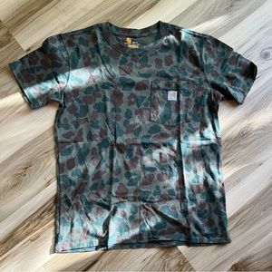 Womens duck camo carharrt tee